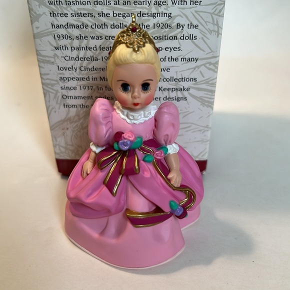 Hallmark Keepsake Ornaments Madame Alexander - Picture 5 of 10